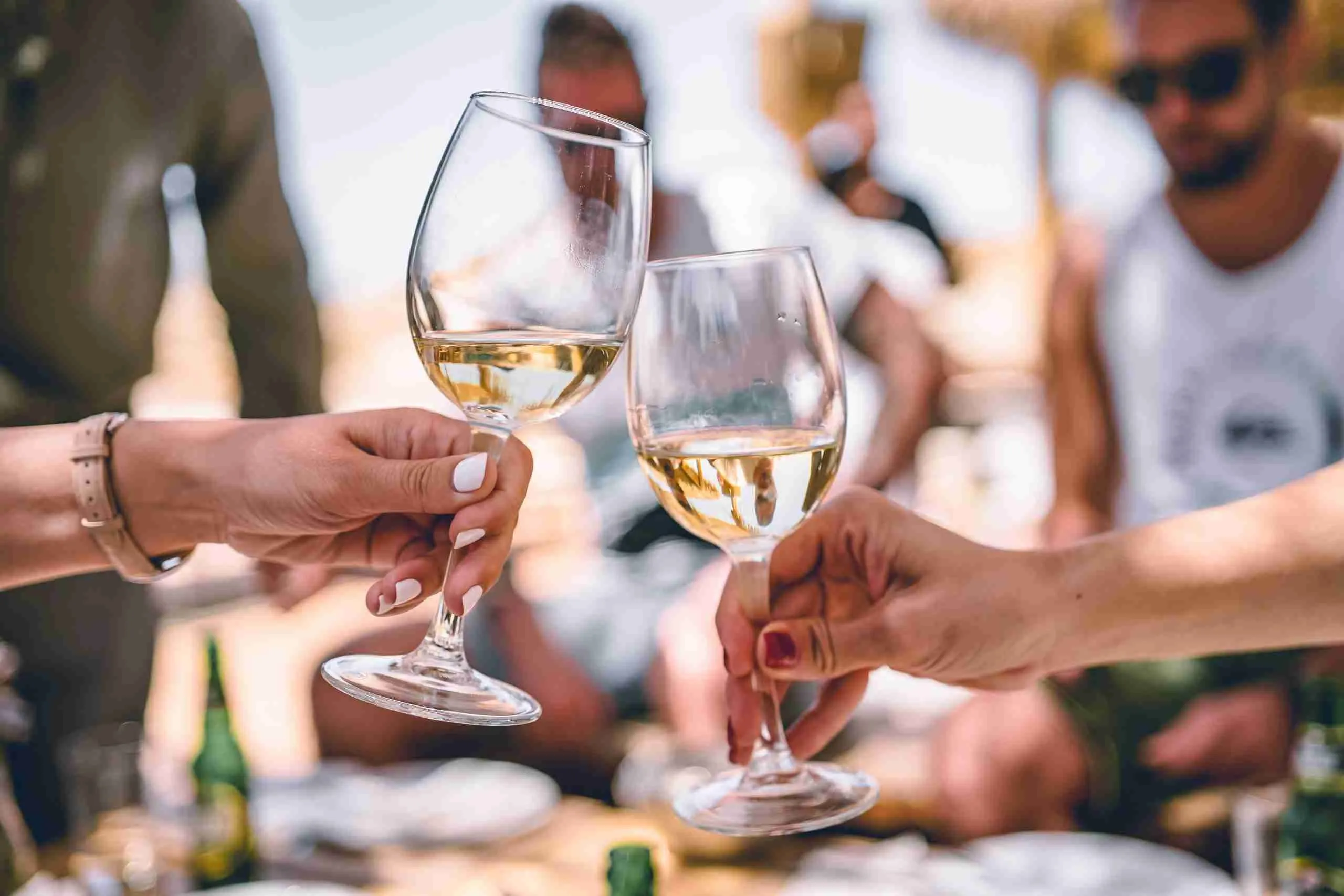 Send Soaring Wines To Your Family and Friends Across The States